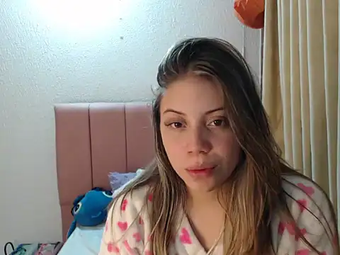 Snapshot of Alaina_Blessed chatting on 10/08/25, 07:10 Alaina Blessed online show from 10/08/25, 07:10