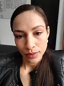 SofiaDelicia online show from 10/12/25, 01:45