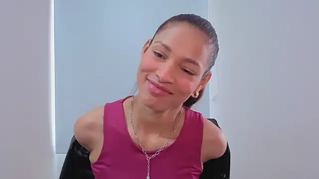 SofiaDelicia online show from 12/05/25, 03:32