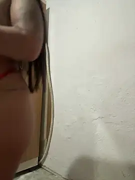 Snapshot of julianamascarada chatting on 04/23/26, 01:01 julianamascarada online show from 04/23/26, 01:01