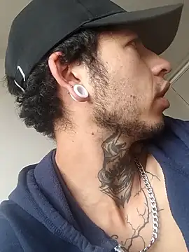 Tattoboy19cm online show from 10/07/25, 03:13