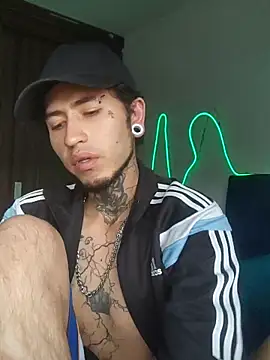 Tattoboy19cm online show from 10/18/25, 06:32