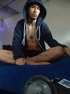 Tattoboy19cm online show from 12/20/25, 06:00