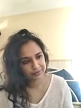 cute indianxo online show from 02/10/26, 06:56