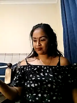 cute indianxo online show from 02/22/26, 05:58