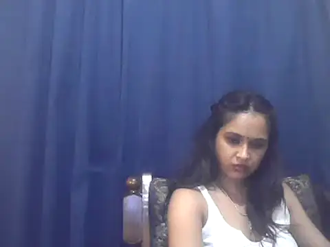 Snapshot of cute_indianxo chatting on 11/14/25, 10:35 cute indianxo online show from 11/14/25, 10:35
