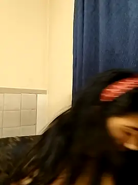 cute indianxo online show from 03/26/26, 05:33