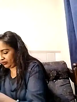 cute indianxo online show from 02/28/26, 06:40