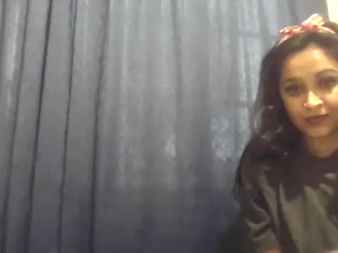 cute indianxo online show from 09/27/25, 03:51