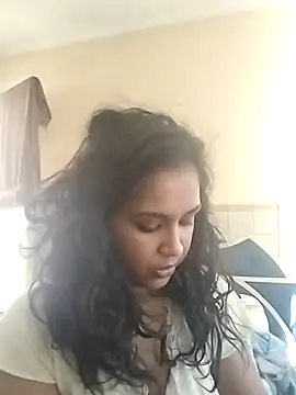 cute indianxo online show from 02/06/26, 07:37