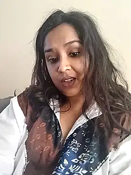cute indianxo online show from 12/20/25, 10:07