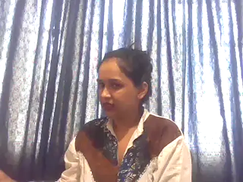 cute indianxo online show from 10/16/25, 11:07