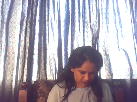 Snapshot of cute_indianxo chatting on 10/31/25, 09:39 cute indianxo online show from 10/31/25, 09:39