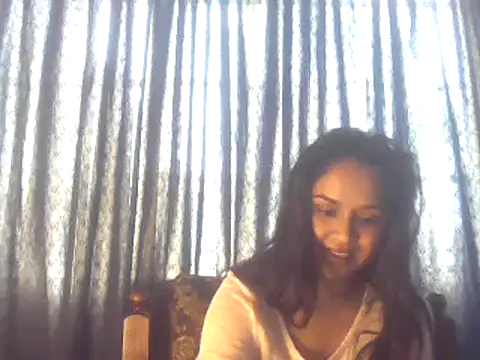 Snapshot of cute_indianxo chatting on 12/03/25, 08:03 cute indianxo online show from 12/03/25, 08:03