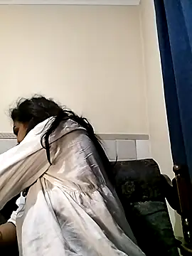 cute indianxo online show from 02/28/26, 03:17