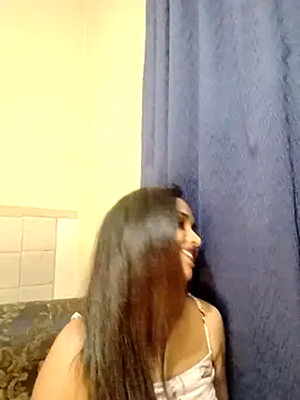 cute indianxo online show from 03/29/26, 07:37