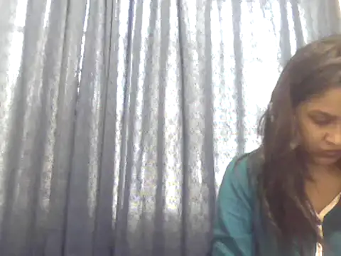 cute indianxo online show from 09/19/25, 07:23