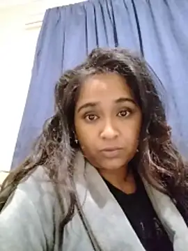 cute indianxo online show from 06/03/26, 07:40