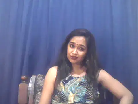 Snapshot of cute_indianxo chatting on 11/07/25, 06:34 cute indianxo online show from 11/07/25, 06:34