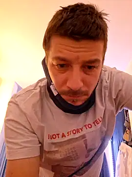 Snapshot of a7ex chatting on 12/10/24, 03:09 a7ex online show from 12/10/24, 03:09