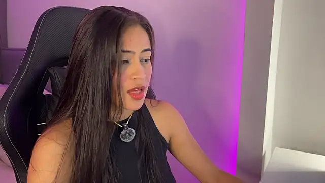 lexie gray2 online show from 11/21/25, 11:48