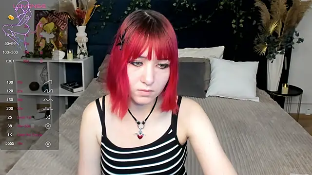 Ketrin Jones online show from 11/08/25, 03:26