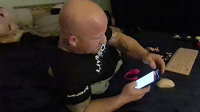 AntMeich6969 online show from 01/11/26, 08:49