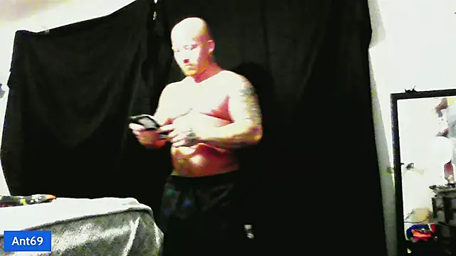 AntMeich6969 online show from 09/28/25, 11:55