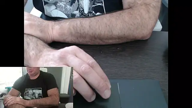 Snapshot of DadBearBi chatting on 02/17/26, 12:24 DadBearBi online show from 02/17/26, 12:24