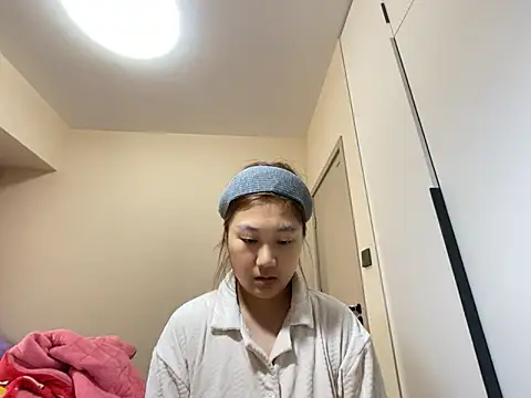 Snapshot of xena0501 chatting on 02/25/26, 09:31 xena0501 online show from 02/25/26, 09:31