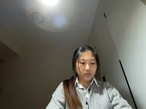 xena0501 online show from 11/13/25, 04:44