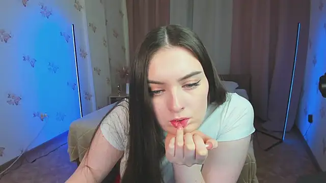 Snapshot of _Shy_Jenny_ chatting on 05/17/26, 01:05 Shy Jenny online show from 05/17/26, 01:05