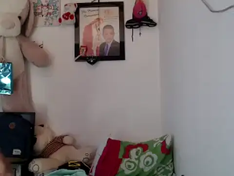 dani titan320 online show from 09/13/25, 01:44