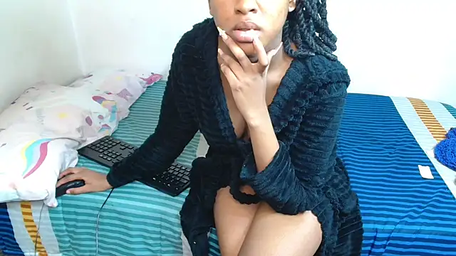 Snapshot of SinfullyForbiddeno7 chatting on 11/02/25, 04:17 SinfullyForbiddeno7 online show from 11/02/25, 04:17