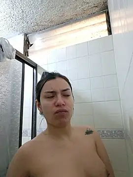 AmaiaSalvatore online show from 04/17/26, 10:12