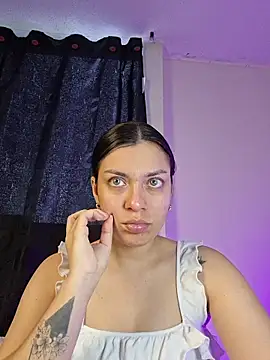 AmaiaSalvatore online show from 05/15/26, 08:18