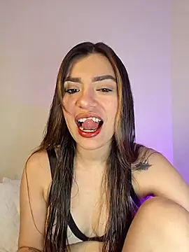 AmaiaSalvatore online show from 11/14/25, 12:47