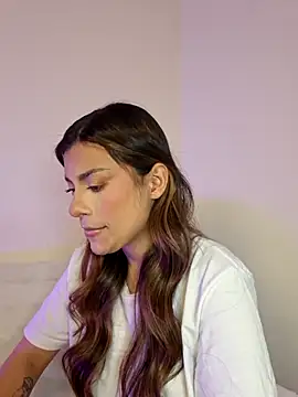 AmaiaSalvatore online show from 10/09/25, 12:22