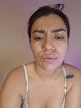 AmaiaSalvatore online show from 11/23/25, 09:03