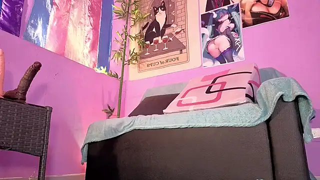 Gaia Gatex online show from 10/22/25, 12:59