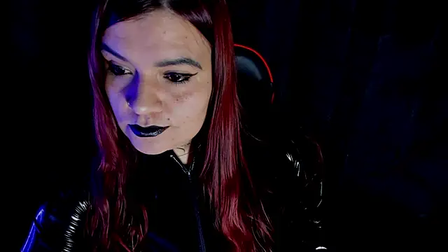 Snapshot of Moon_Dark520 chatting on 11/25/25, 03:51 Moon Dark520 online show from 11/25/25, 03:51