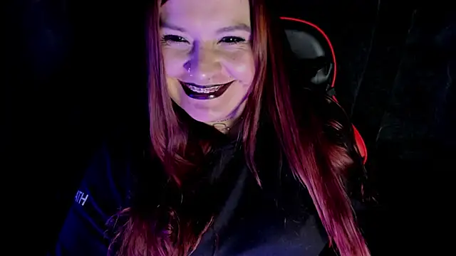 Snapshot of Moon_Dark520 chatting on 02/05/26, 01:56 Moon Dark520 online show from 02/05/26, 01:56