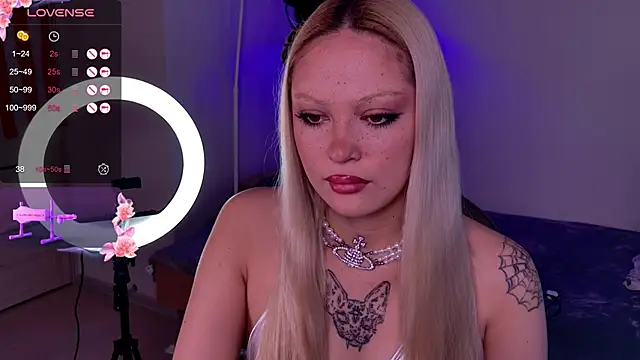 LeksaCandy online show from 11/16/25, 03:11