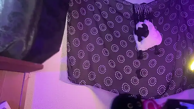 DjDiCKmannOnE online show from 05/06/26, 12:20