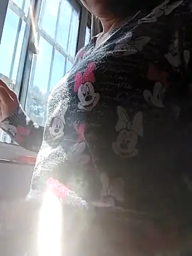 dyjaA online show from 10/24/25, 12:37