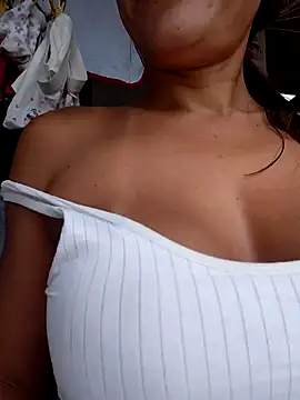 dyjaA online show from 04/14/26, 03:50