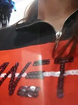 dyjaA online show from 11/04/25, 06:11