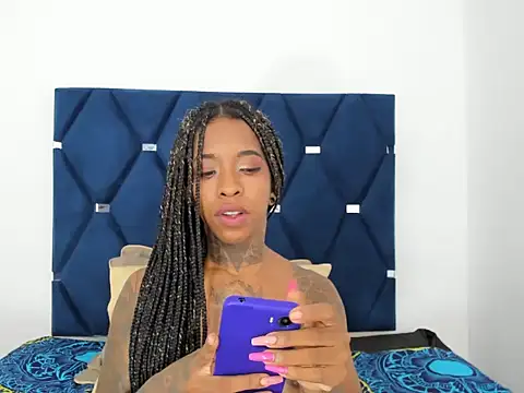 Pauline Fox online show from 10/15/25, 12:24