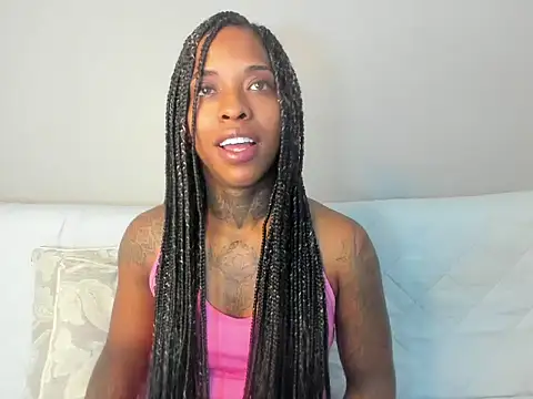 Pauline Fox online show from 09/18/25, 01:41