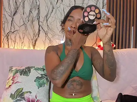 Pauline Fox online show from 11/19/25, 11:38